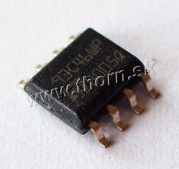 AT 93 C 46 WP SMD