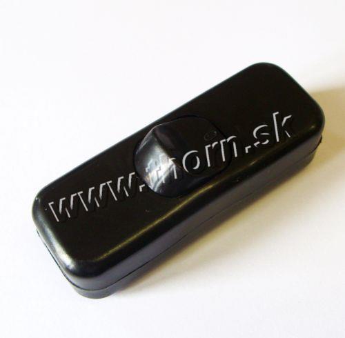 Spínač čierny priechodzí