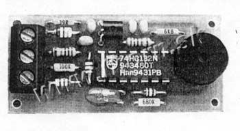 Signalizátor zapnutých svetiel